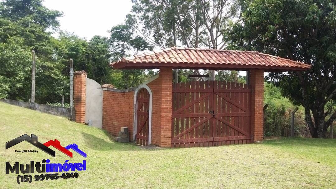 Fazenda à venda com 3 quartos, 120m² - Foto 1