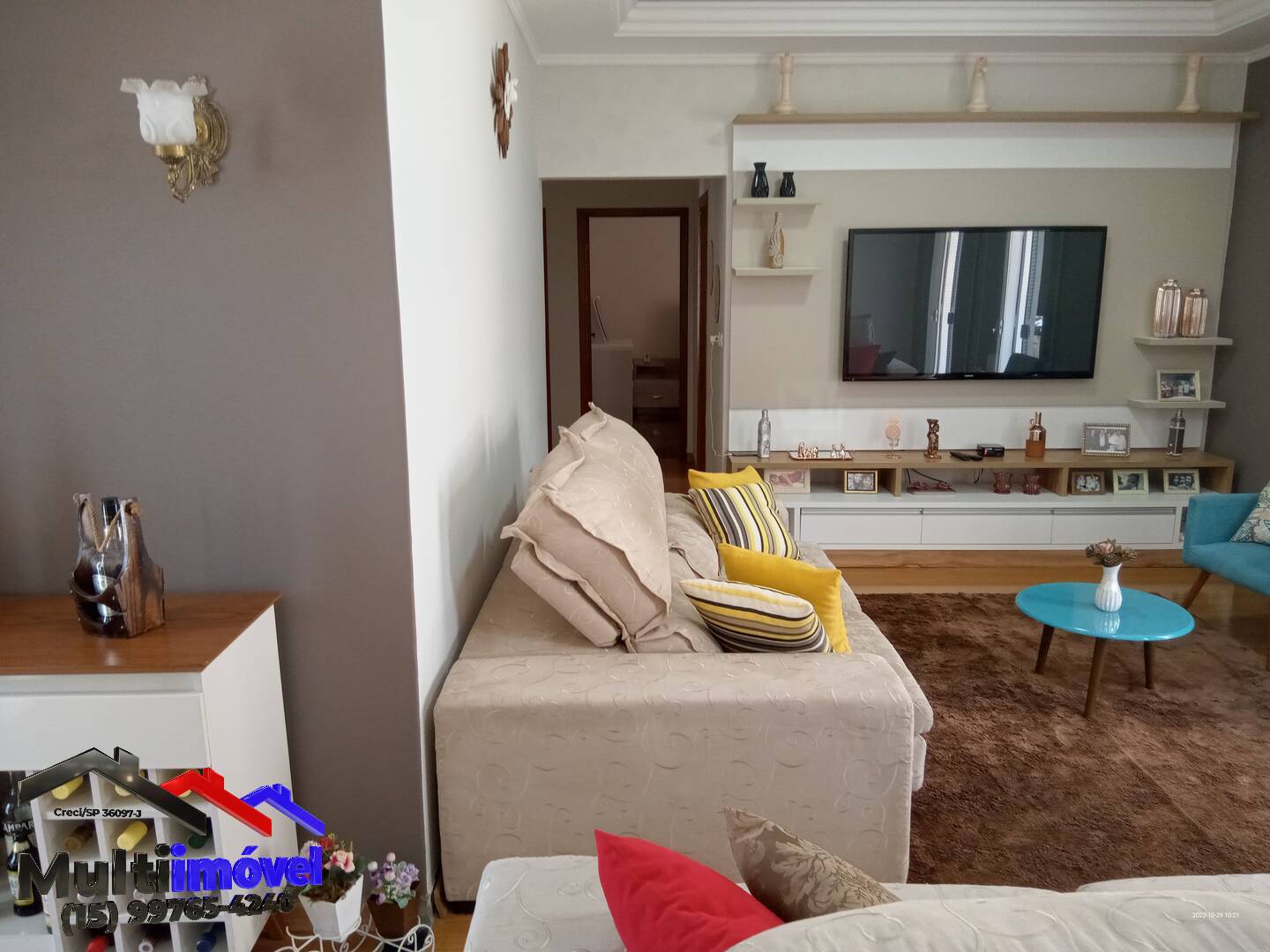 Casa à venda com 4 quartos, 318m² - Foto 2