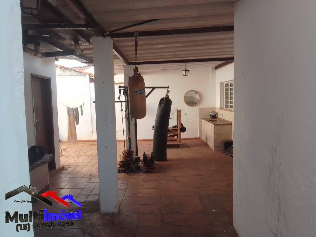 Casa à venda com 4 quartos, 190m² - Foto 4