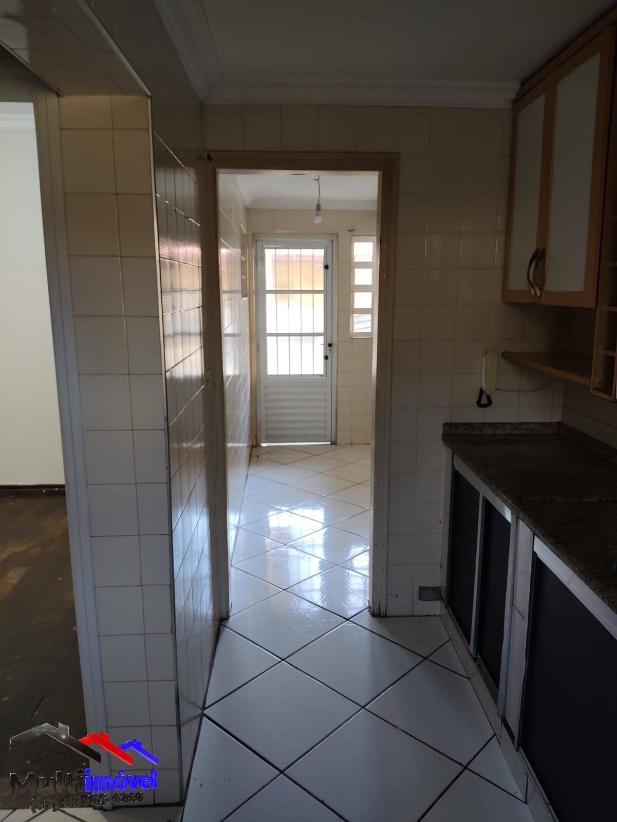 Casa à venda com 3 quartos, 220m² - Foto 6