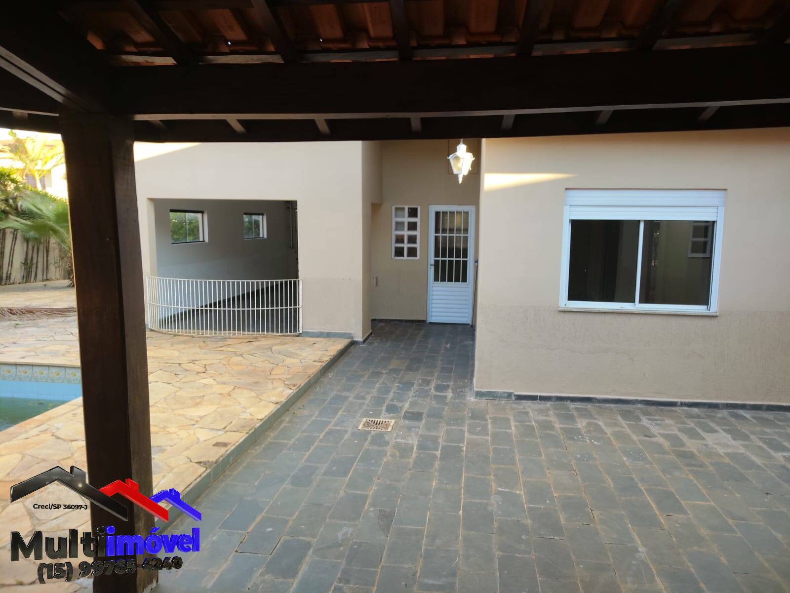 Casa à venda com 3 quartos, 220m² - Foto 10