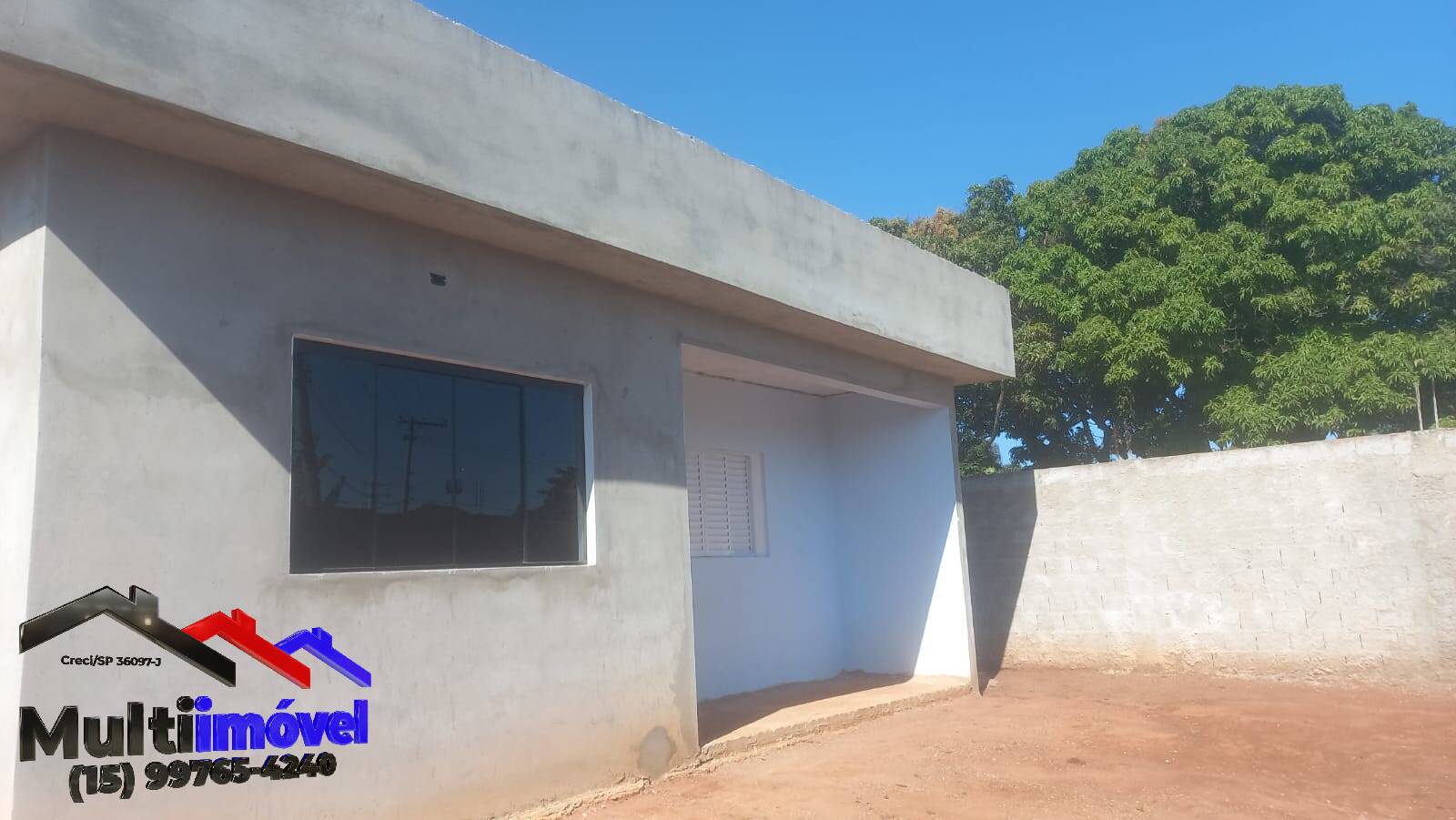 Casa à venda com 3 quartos, 135m² - Foto 1