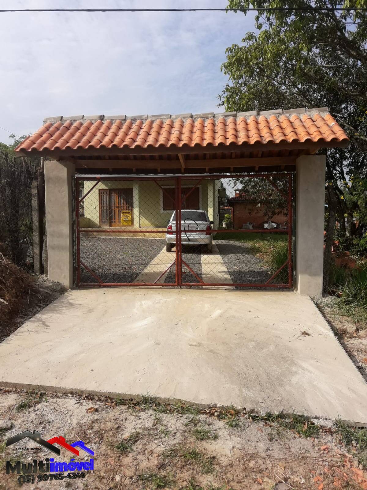 Casa à venda com 4 quartos, 200m² - Foto 1