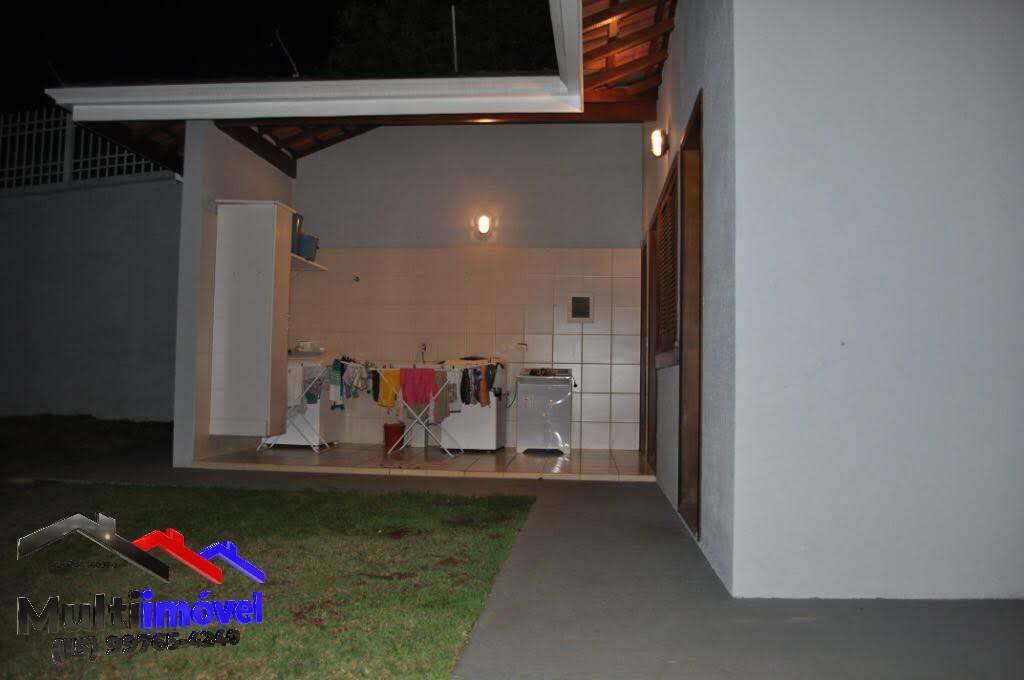 Casa à venda e aluguel com 5 quartos, 1650m² - Foto 57